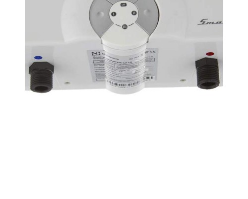 Водонагреватель проточный Electrolux 3.5 TS Smartfix (душ+кран) white