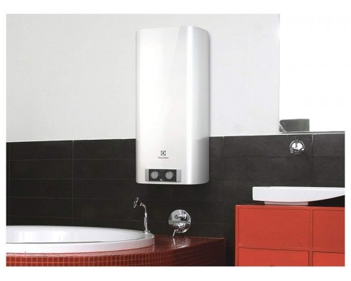 Водонагреватель накопительный Electrolux EHW 80 Formax